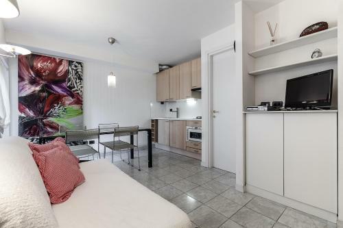 Broletto Apartment