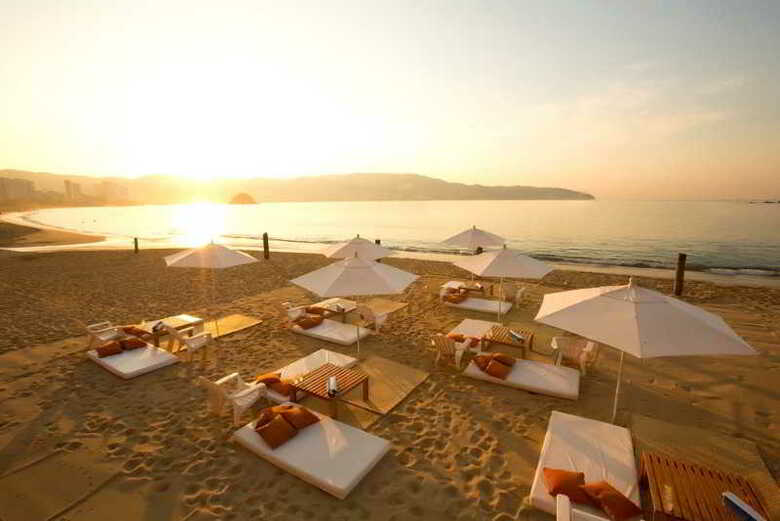 Hotel Krystal Beach Acapulco