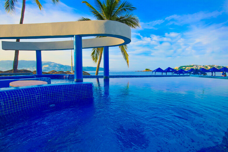Hotel Krystal Beach Acapulco