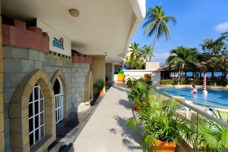 Hotel Krystal Beach Acapulco