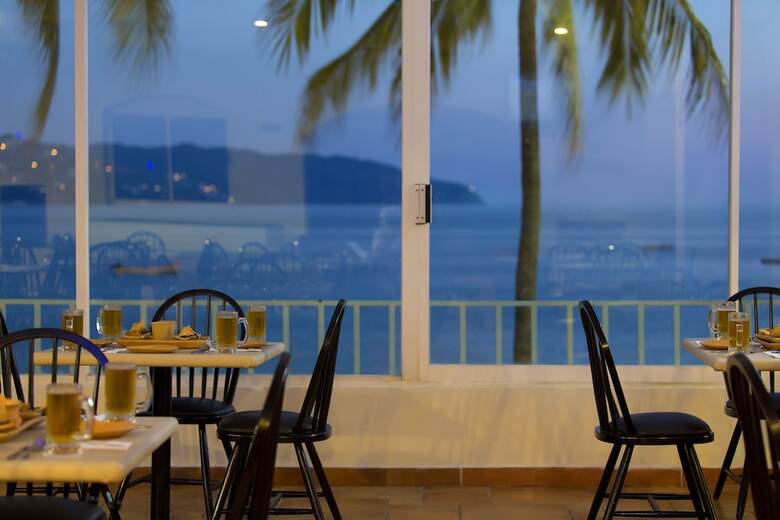 Hotel Krystal Beach Acapulco
