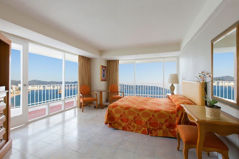Hotel Krystal Beach Acapulco