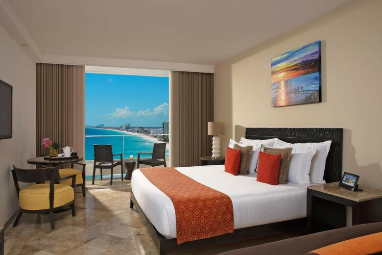 Hotel Krystal Grand Cancun