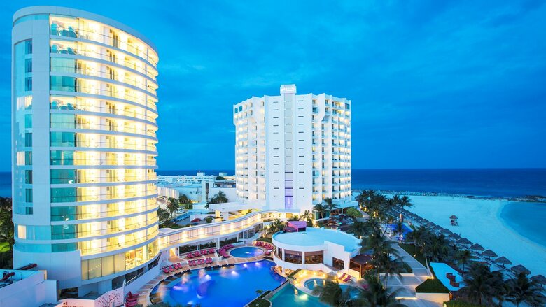 Hotel Krystal Grand Cancun