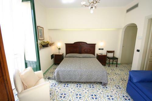 Hostal Sorrento Inn Guesthouse