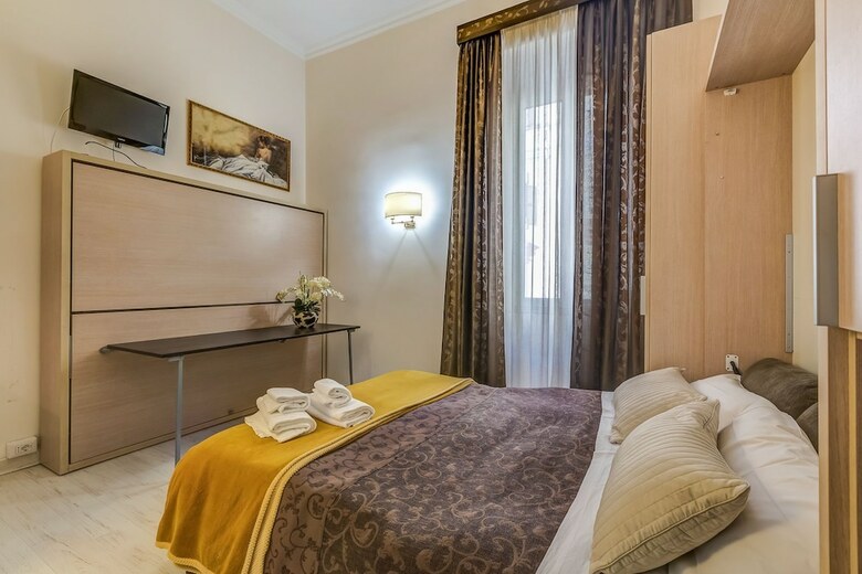 Hostal Caffe' E Cuscino