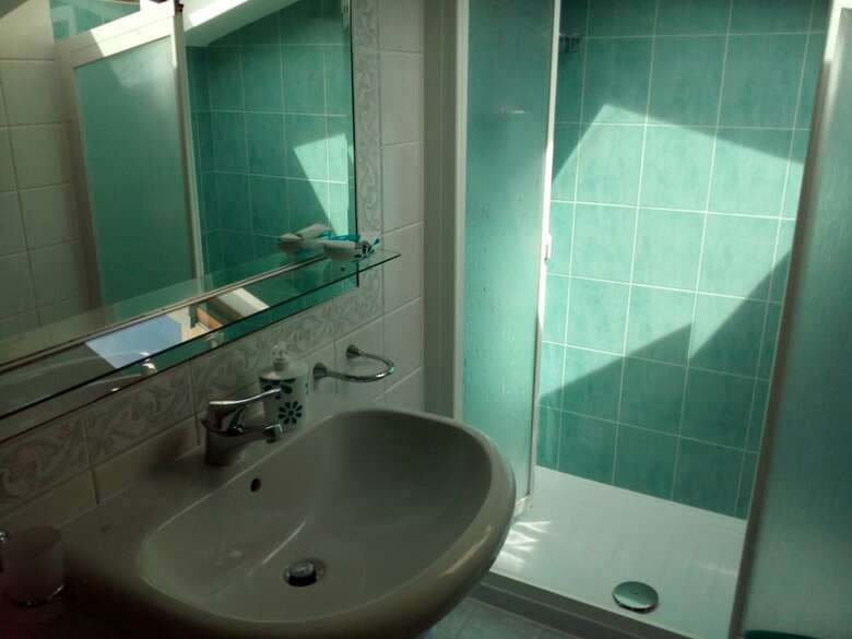 Bed & Breakfast Holidays Cefal�