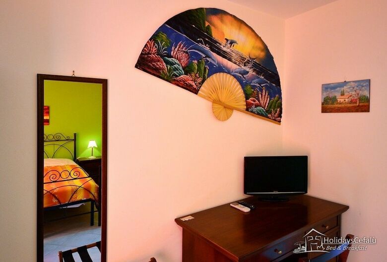 Bed & Breakfast Holidays Cefal�