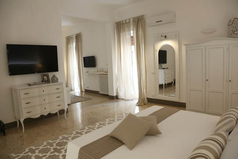 Bed & Breakfast Dimi House