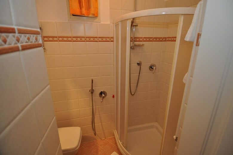 Hostal Sandra Villa Rooms