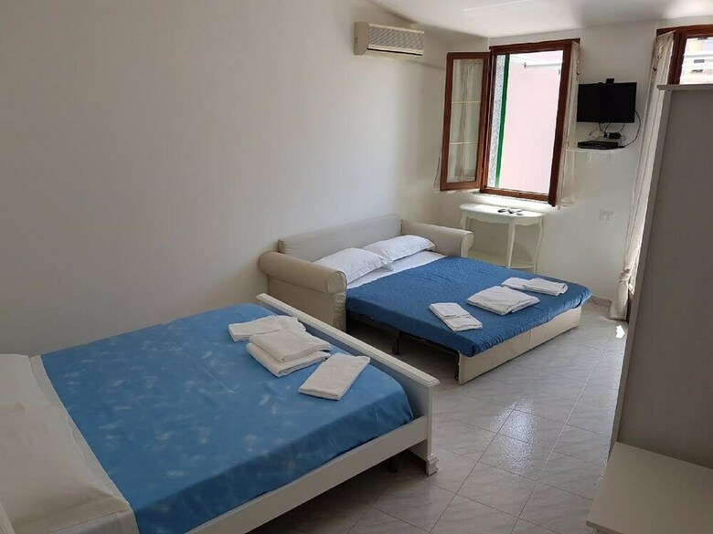 Hostal Alla Marina Affittacamere
