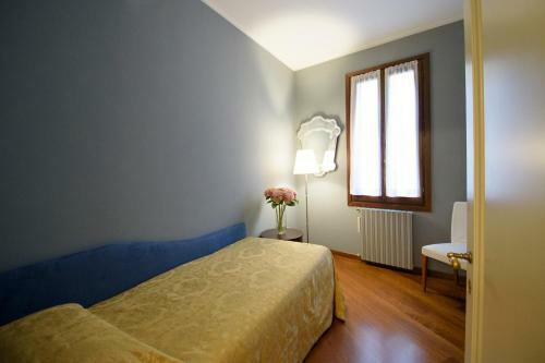 Charming Venice Apartments