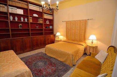 Charming Venice Apartments