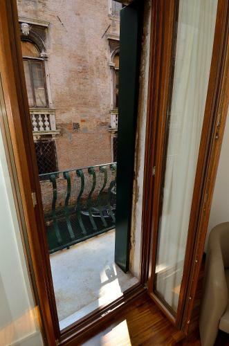 Charming Venice Apartments