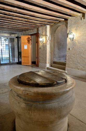 Charming Venice Apartments