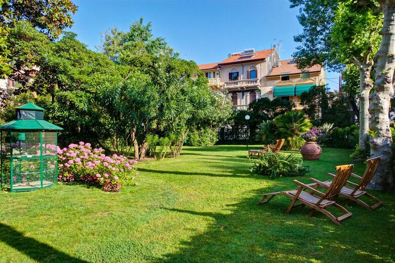 Bw Premier Collection Grand Hotel Royal