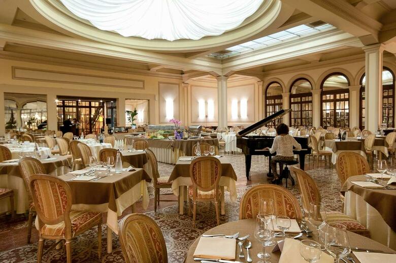 Bw Premier Collection Grand Hotel Royal