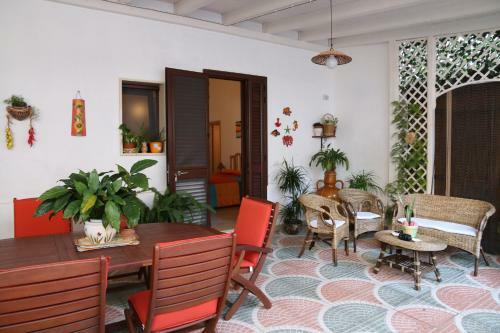 Hostal Corter� Guest House