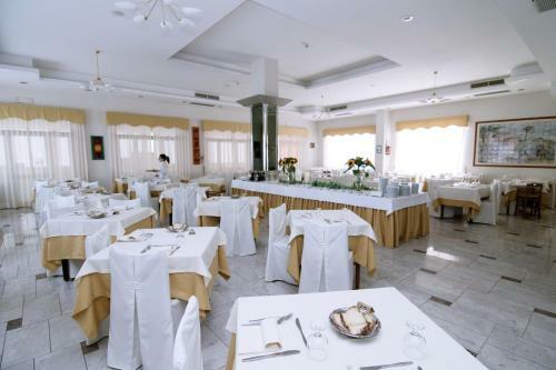 Hotel President
