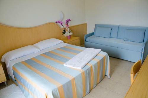Almaluna Hotel & Resort