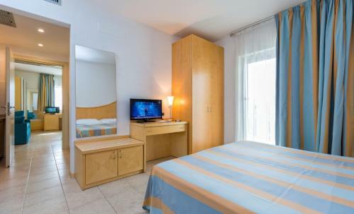 Almaluna Hotel & Resort