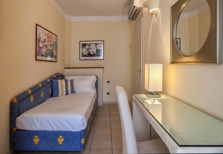 Hotel Mon Cheri