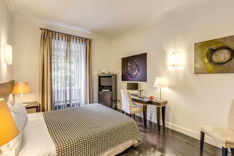 Hostal Residenza A The Boutique Art Hotel