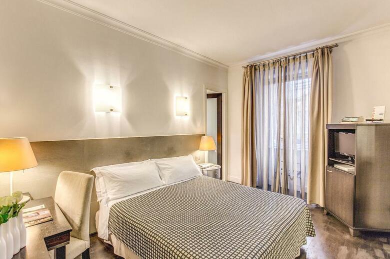 Hostal Residenza A The Boutique Art Hotel