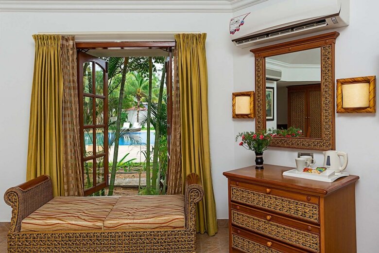 Hotel Chariot Beach Resort