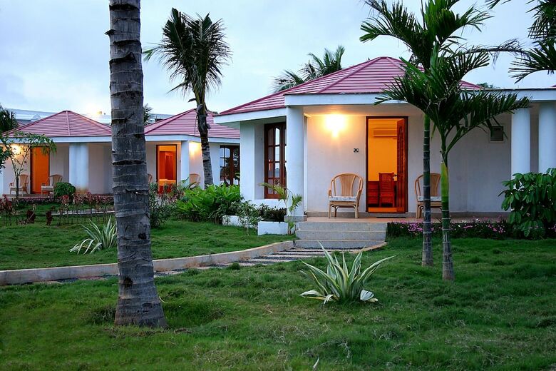 Hotel Chariot Beach Resort