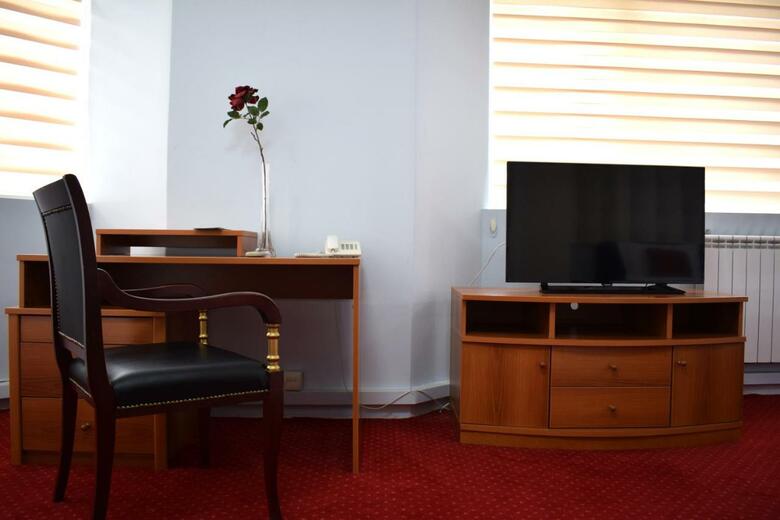 Aristocrat Palace Hotel