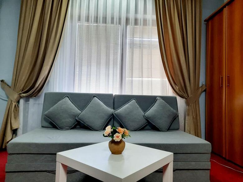 Aristocrat Palace Hotel