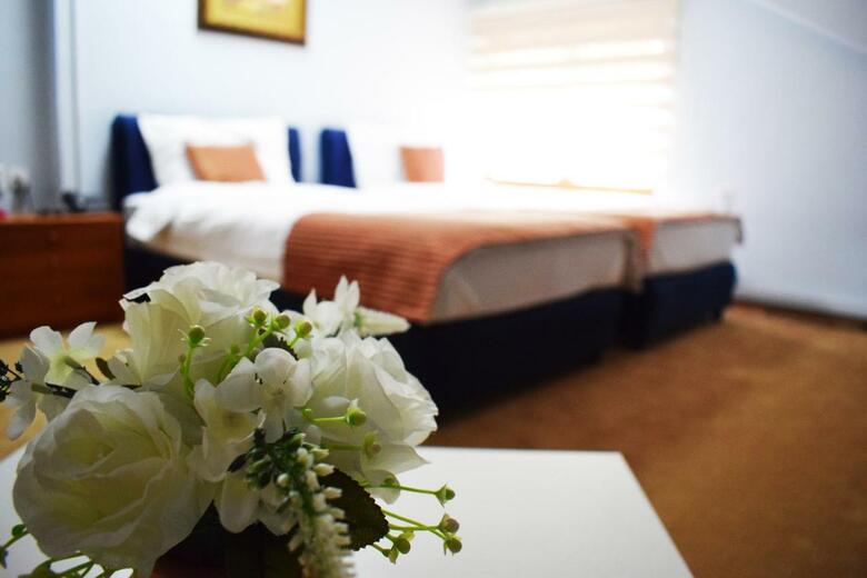 Aristocrat Palace Hotel