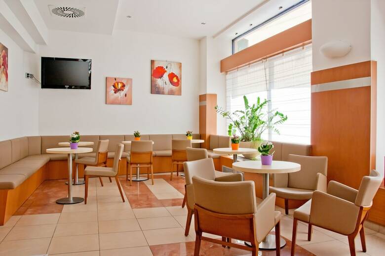 Astoria Hotel