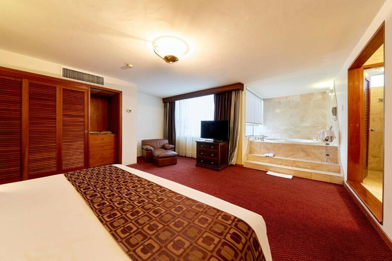 Hotel Carrera