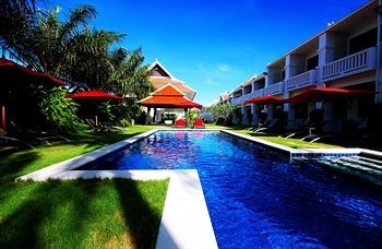 Hotel Palm Grove Resort