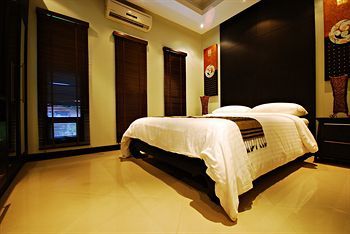 Hotel Palm Grove Resort