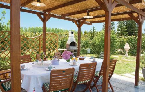 Holiday Home Via Del Pesce
