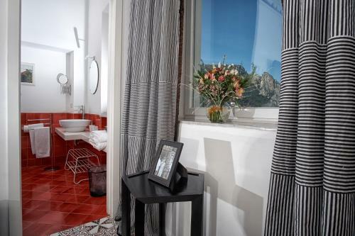 Hostal Affittacamere Capri Dolce Vita