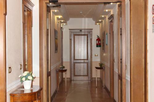 Lola Piccolo Hotel