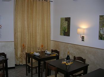 Mini Hotel