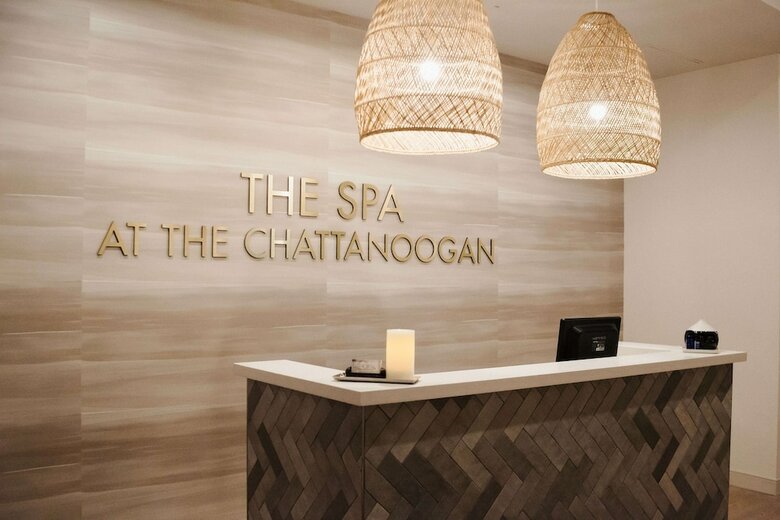 Chattanoogan Hotel