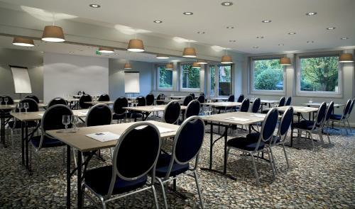Hotel Kyriad Lille Est - Villeneuve D'ascq