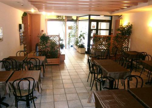 Hotel Logis H�tel Saint Jacques