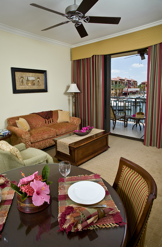 Hotel Naples Bay Resort
