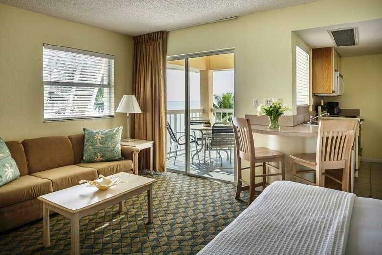 Hotel Pelican Cove Resort Marina