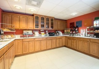 Hotel Comfort Suites