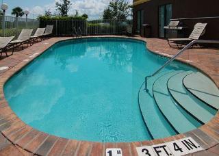 Hotel Comfort Suites