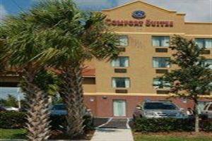 Hotel Comfort Suites