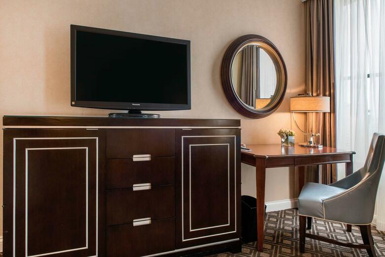 Omni Severin Hotel